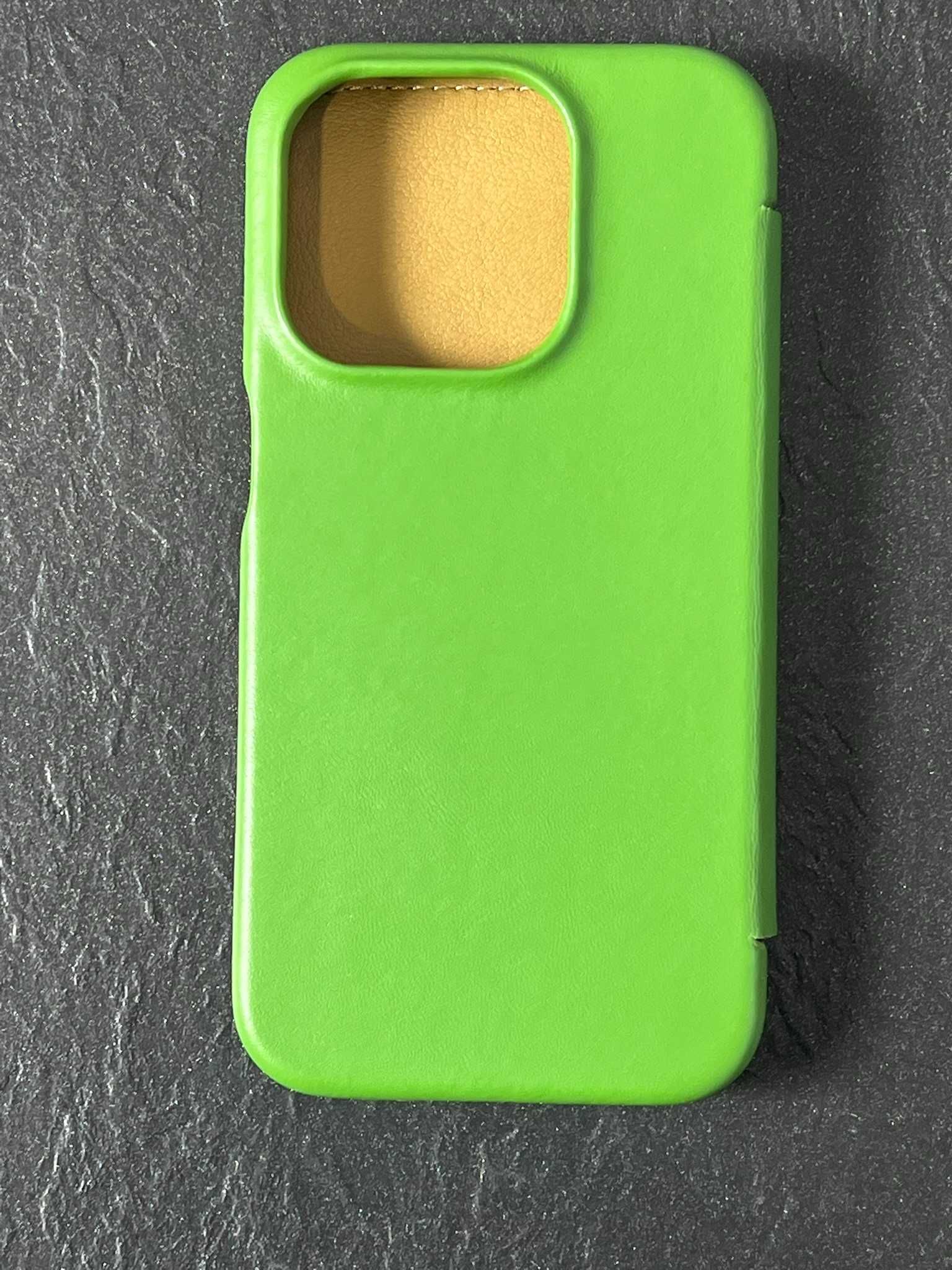 Etui na iPhone 15 PRO ze skóry kompatybilne z MagSafe Mobiskin zielone