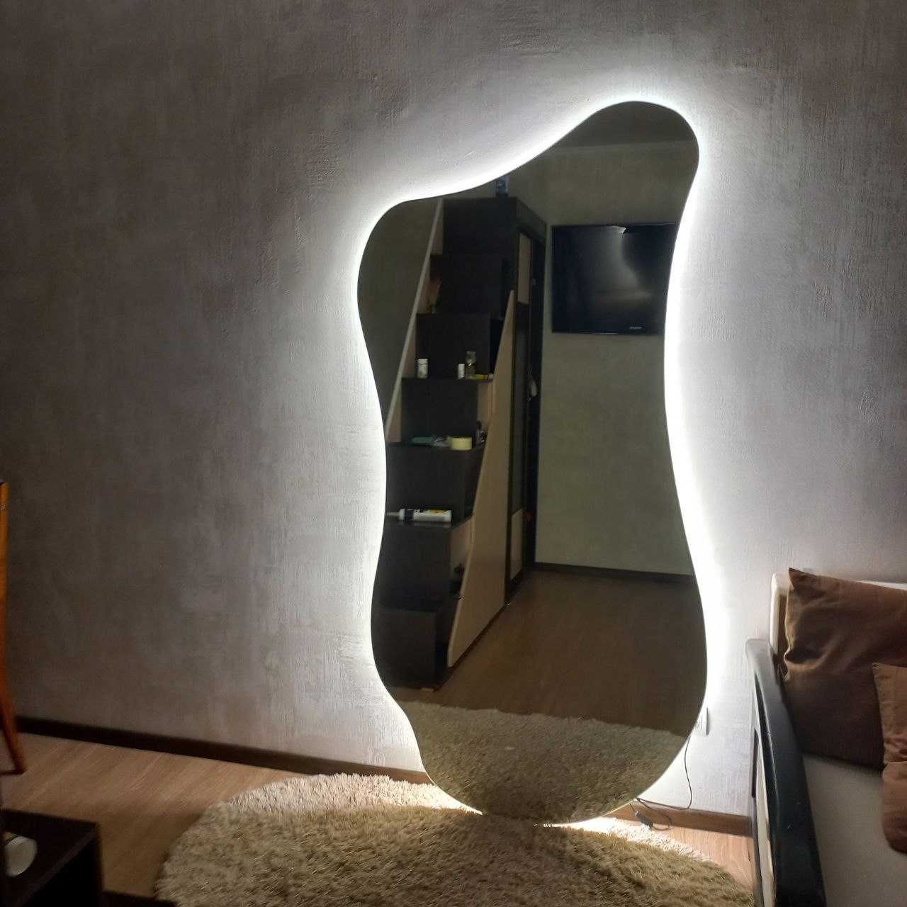 Дизайнерське фігурне зеркало з підсвіткою у вітальню/ шоурум / магазин