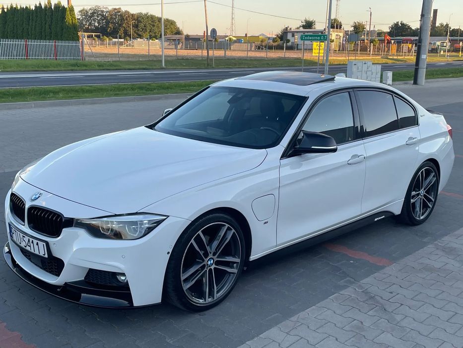 BMW Seria 3 M-Pakiet, Najbogatsza wersja, Hybryda,
