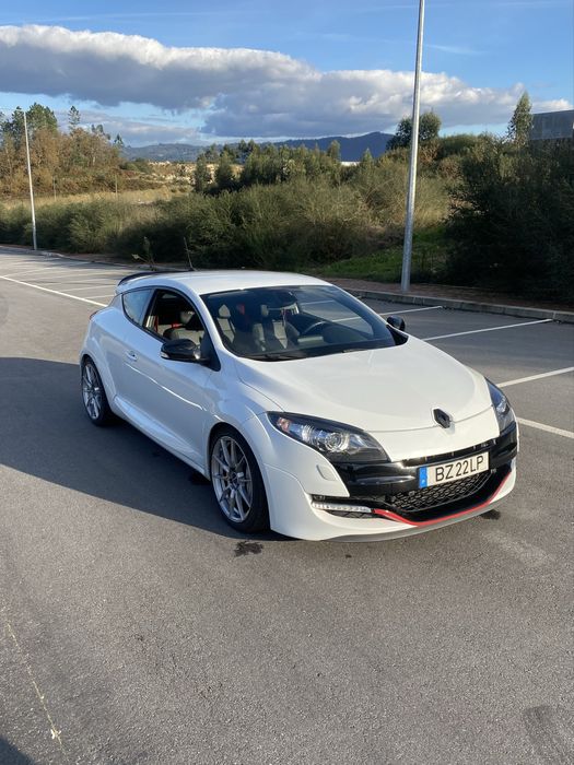 Renault megane 3 RS 322cv