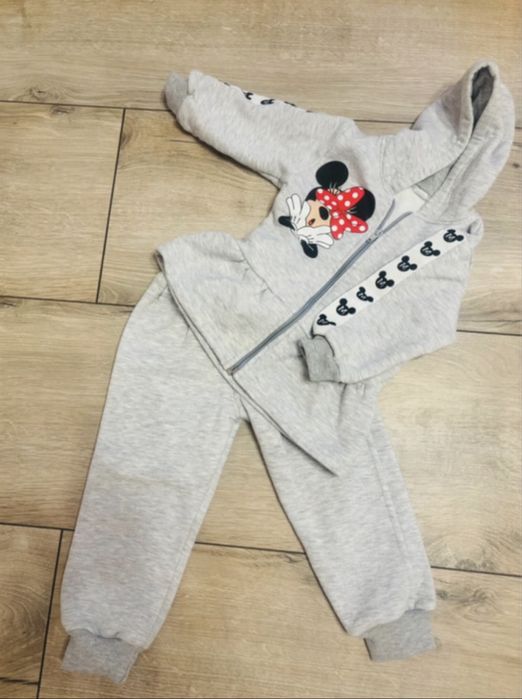 Komplet Minnie Mouse – ocieplany, idealny na chłodne dni