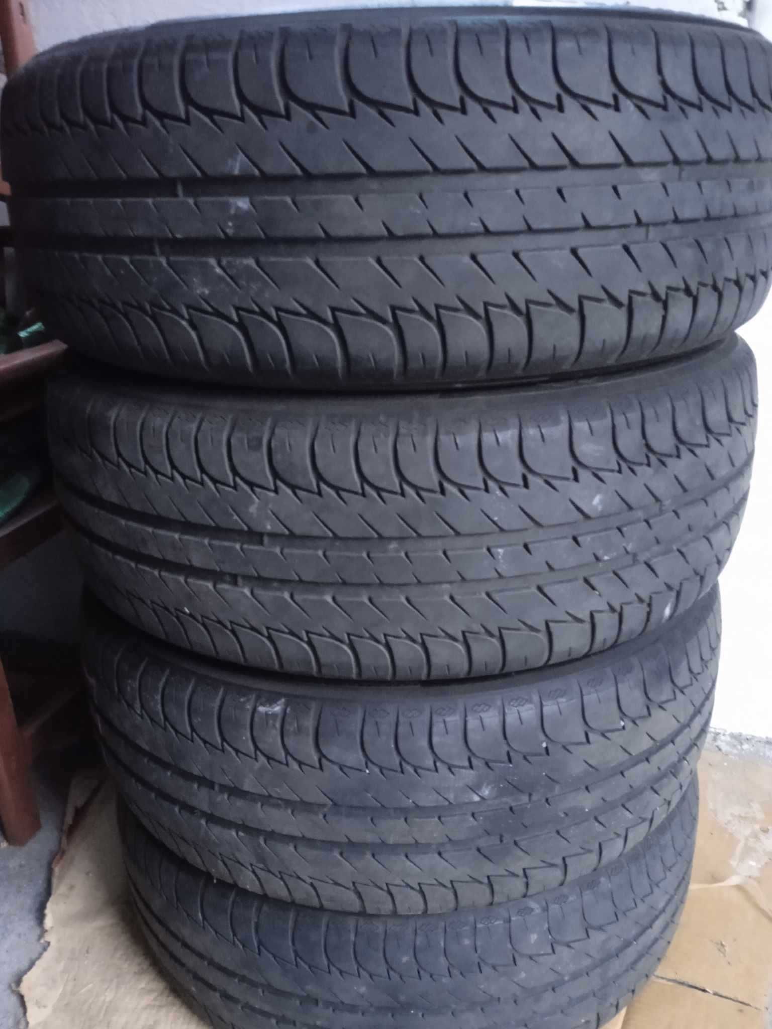 Opony SUV 215/55 R18