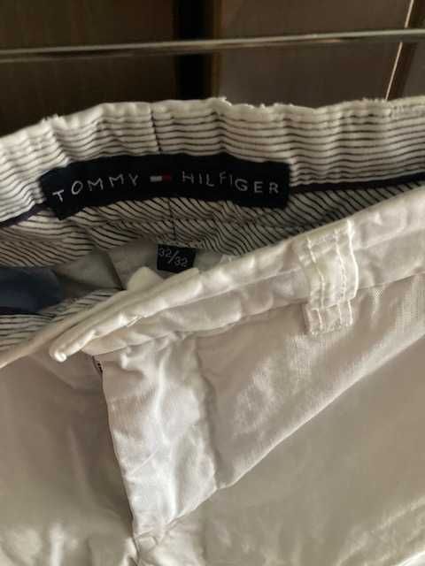 Białe spodnie Tommy Hilfiger