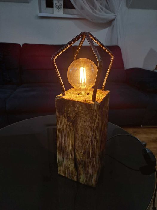 Sprzedam lampę stojącą