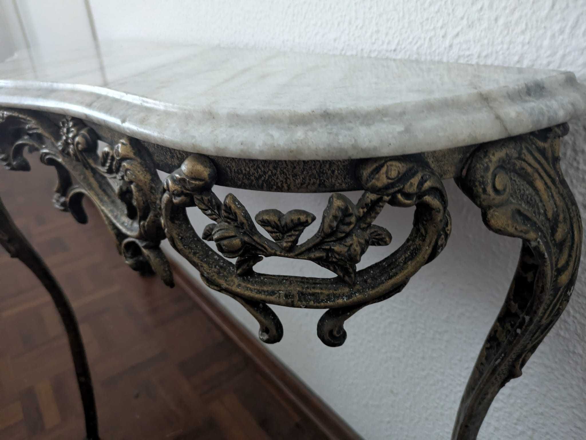 Conjunto de credência e espelho
