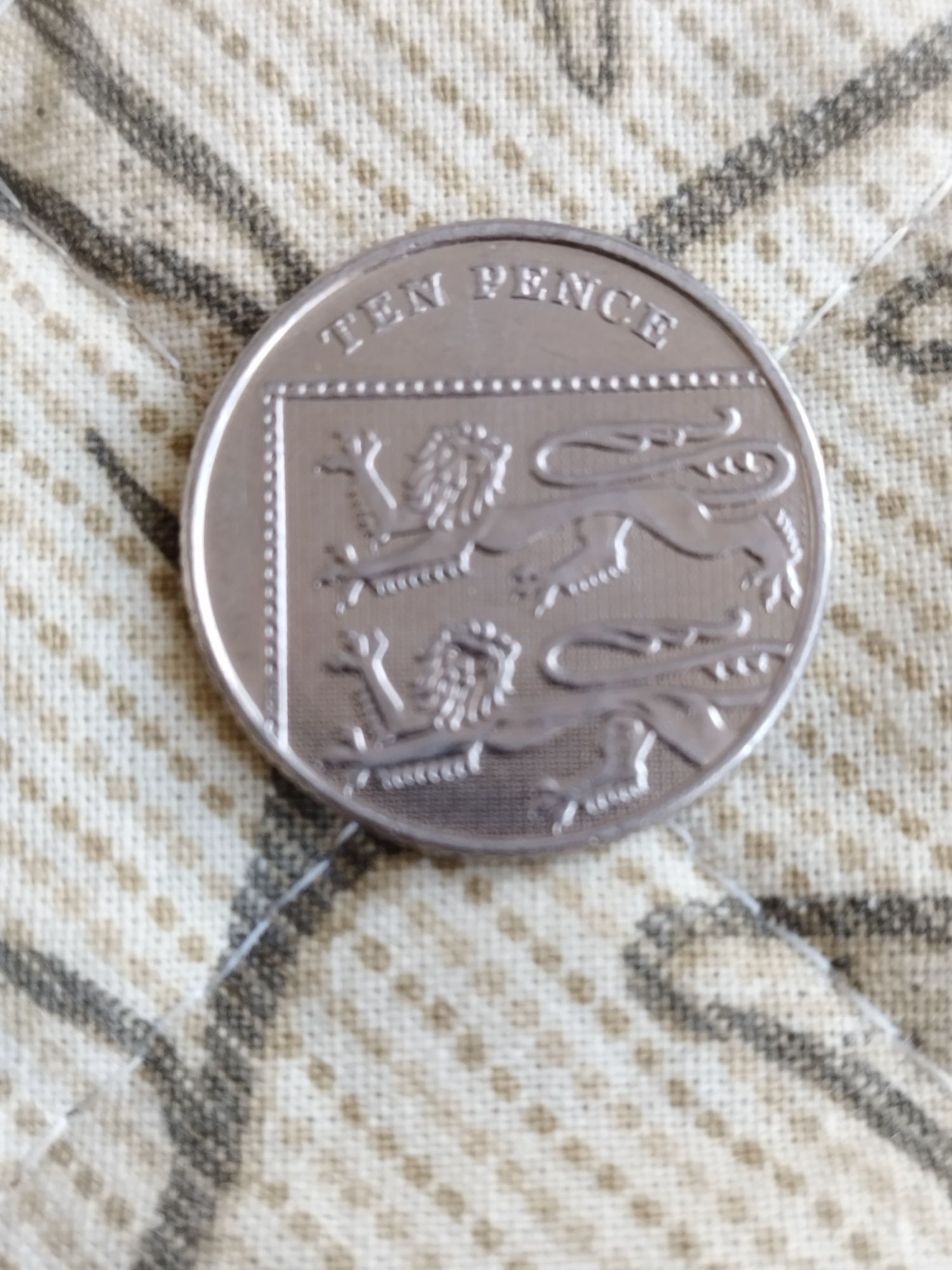 Монета 10 ten pence 2017 Англия.