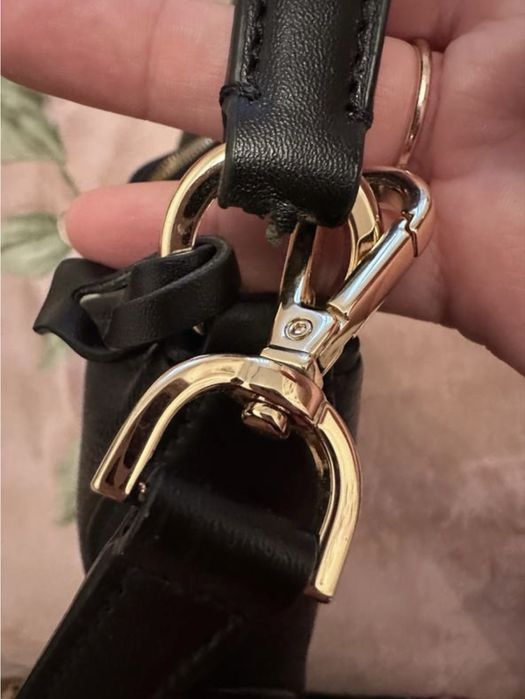 Жіноча шкіряна сумка брендована