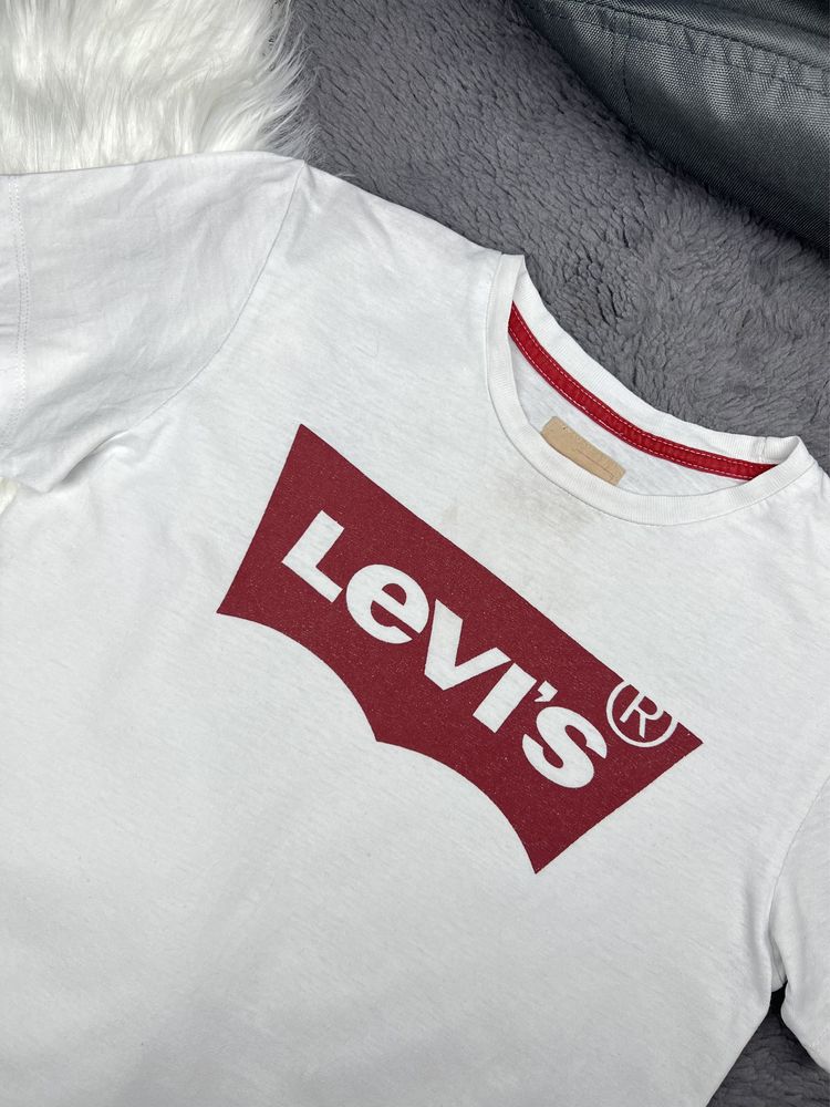 Жіноча футболка від Levi’s