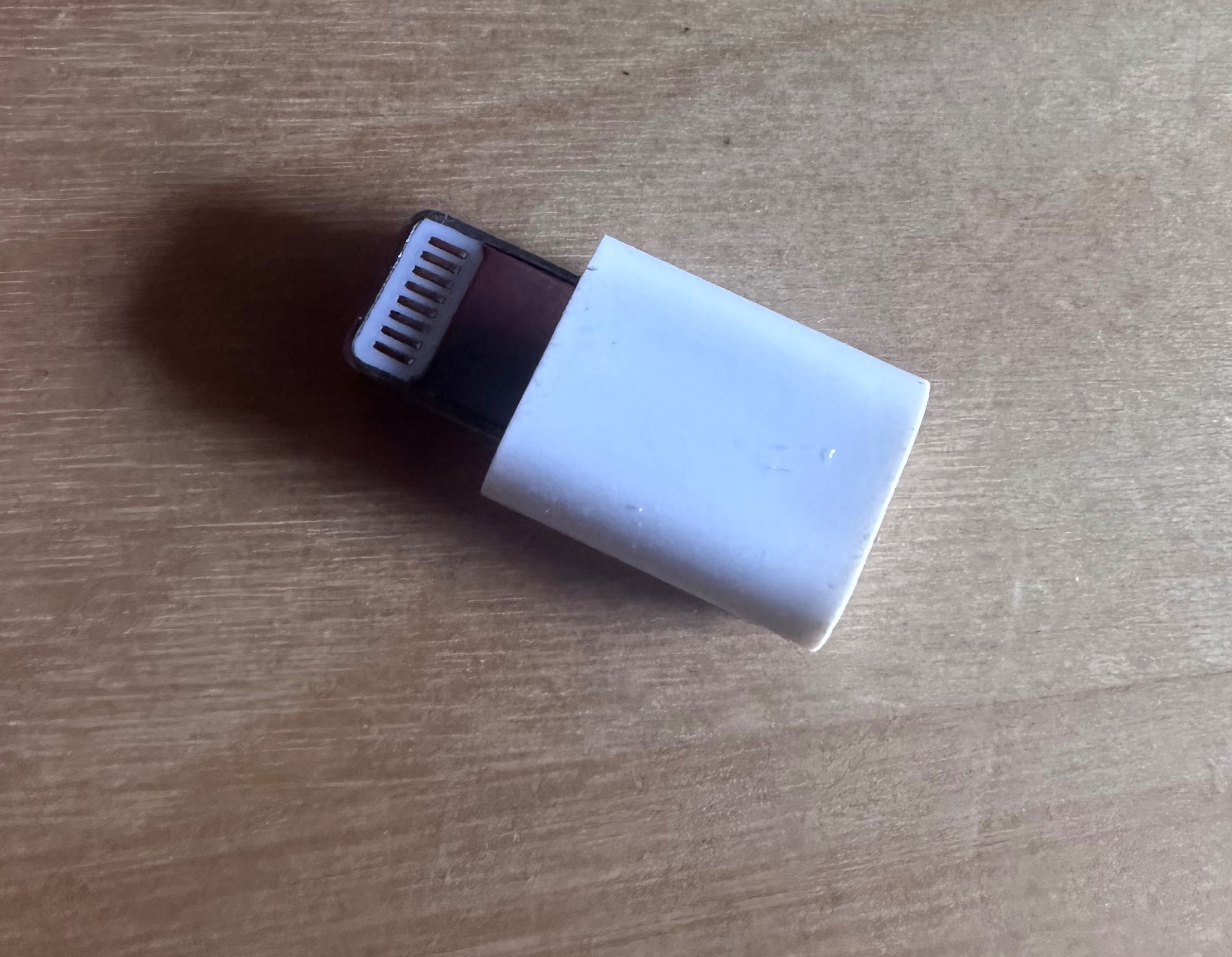 Apple iPhone to micro USB - przelotka