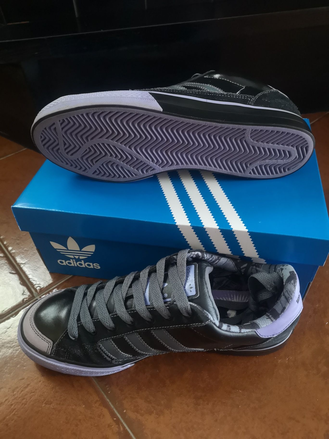 Sapatilhas Adidas (Originais)*