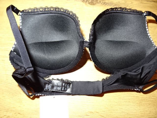 Marks & Spencer biustonosz push up 75 C