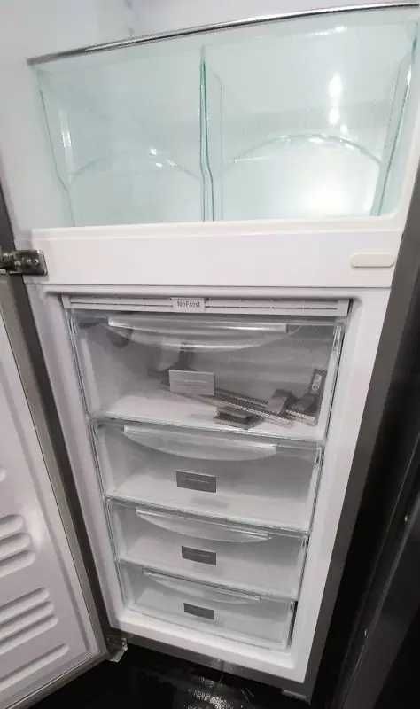 Холодильник Liebherr  з великою морозилкою 201×60x63см 355л