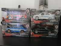 Vendo 4 carros da coleção fast and furious