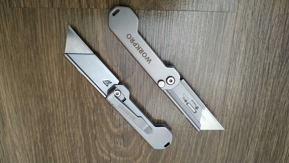 Строительный нож WORKPRO складной быстросменный карманный