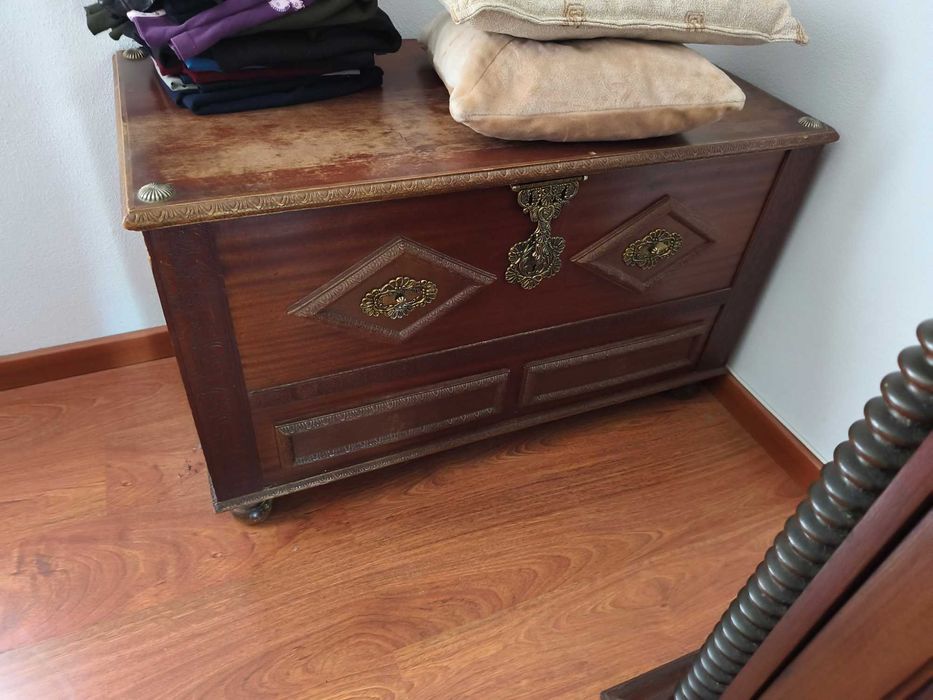 Recheio de Casa - móveis, quadros, biblos