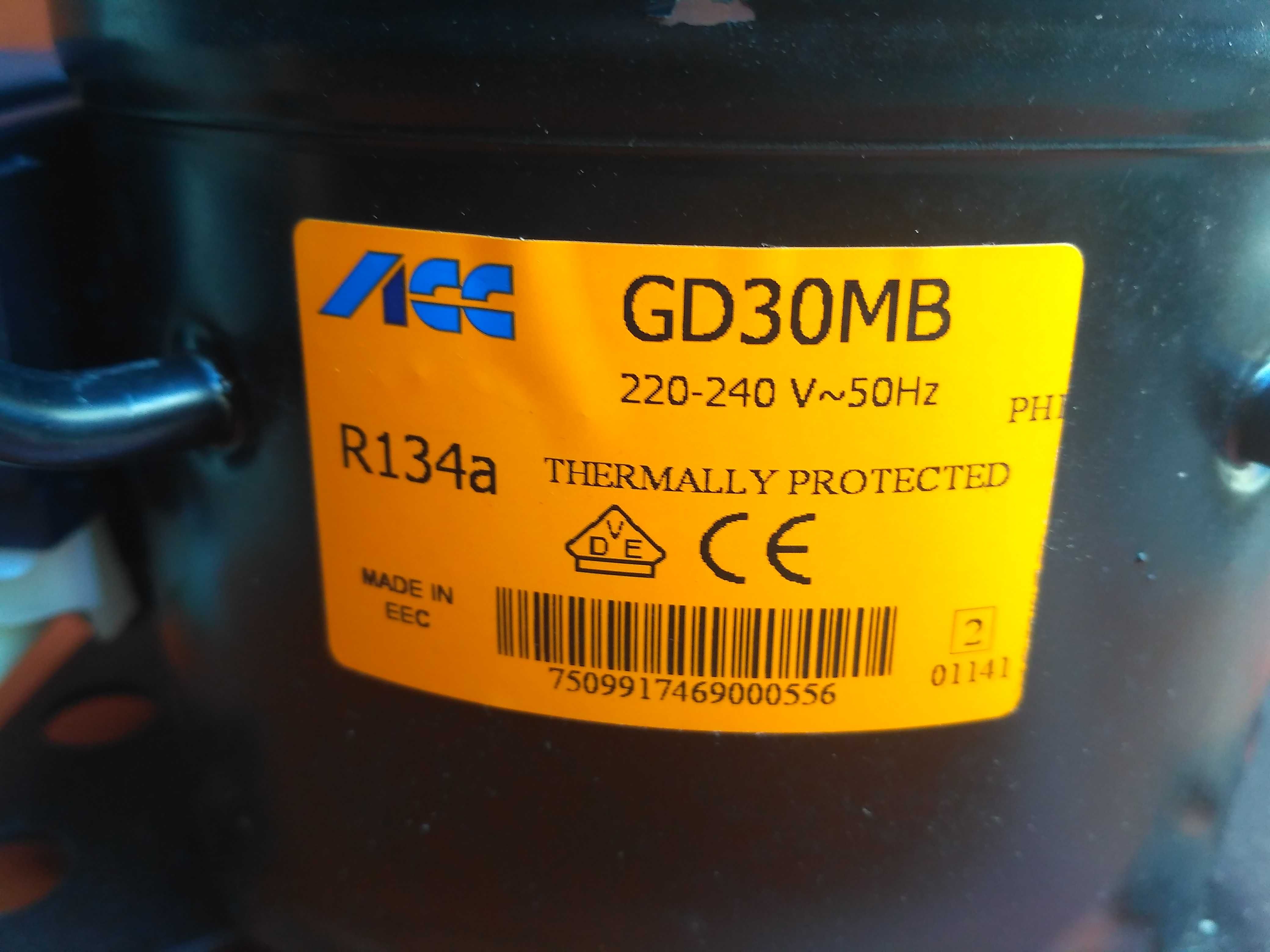 Компрессора НОВЫЕ Danfoss AEZ 2411 Z; NL10MF; SC15G; NL7,3MF; QDH 28 G