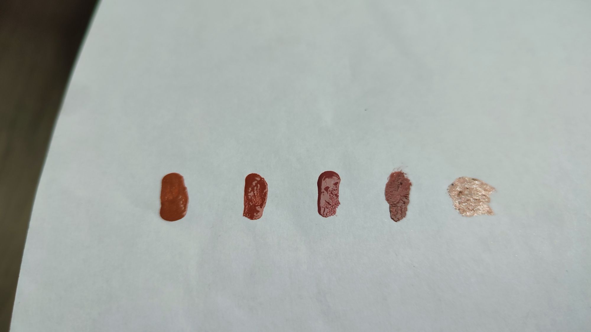 Qibest brillant gloss 4 sztuki + brokatowa pomadka
