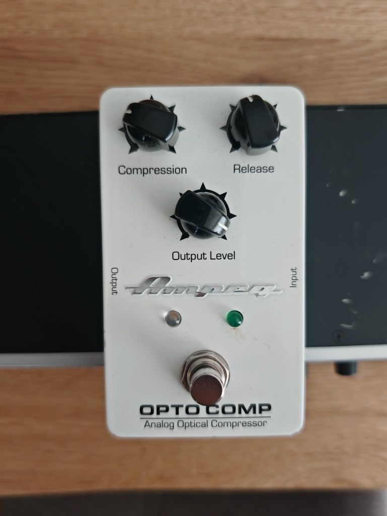 Compressor basowy Ampeg Opto Comp