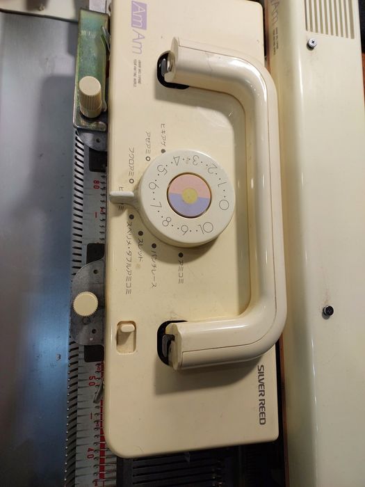 Вязальная машина Silver Reed двухфантурная