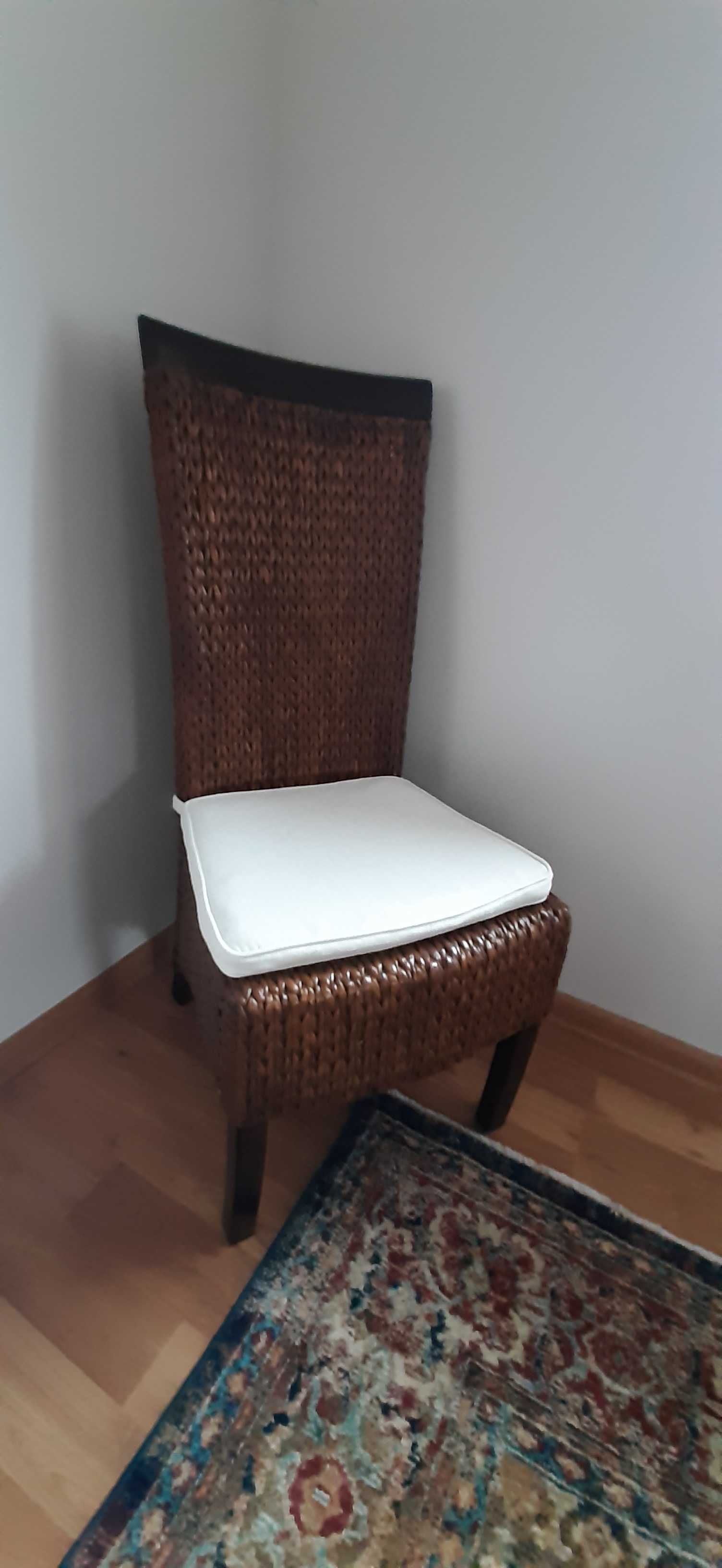 Zestaw 6 krzeseł z drewna i rattanu z liści bananowca - po renowacji