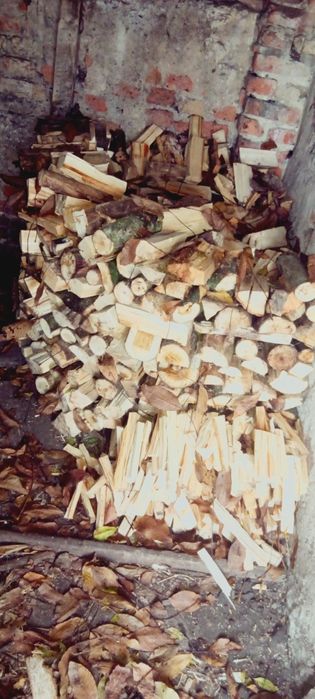 Drdrewno opałowe(gałęziówka )drewno owocowe do wędzarni 
Mieszanka dre