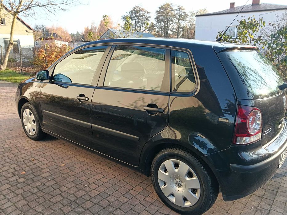 Sprzedam VW Polo  2005r , 1,2 benzyna z gazem , niski przebieg