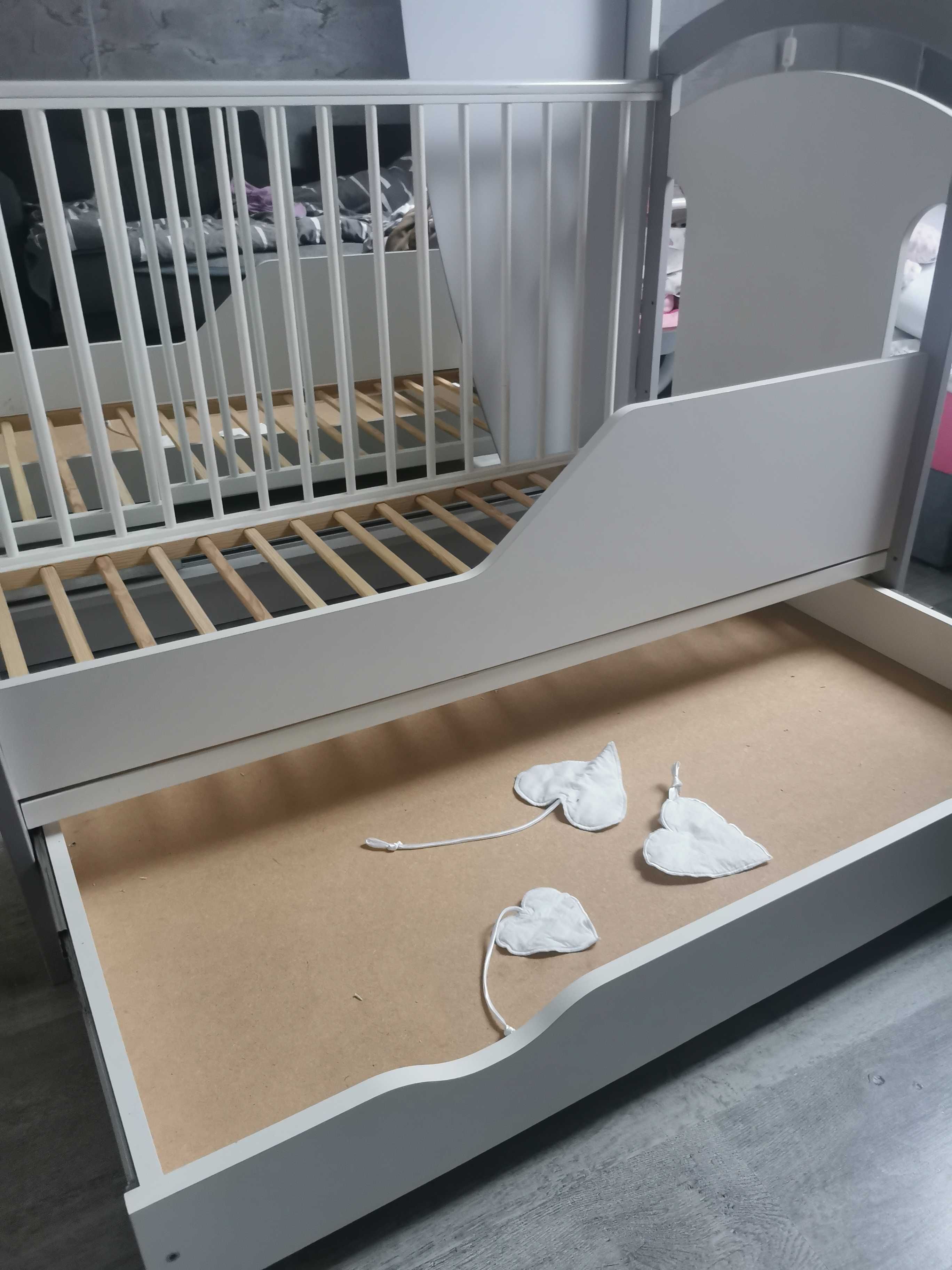 Łóżeczko dziecięce 120x60 ma akcesoria