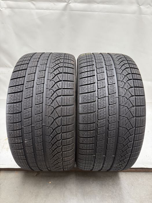 295/35/20 Pirelli P Zero Winter MO1 105W 2022R