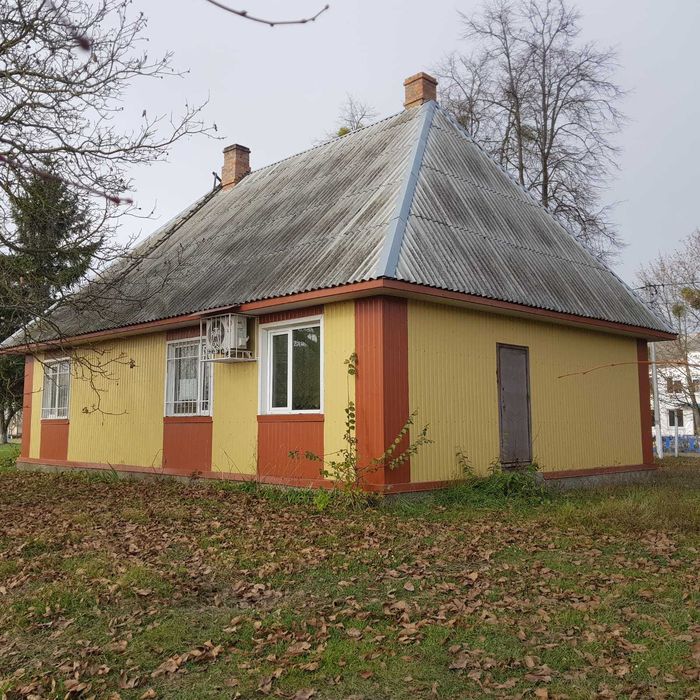 Магазин в селі Уховецьк