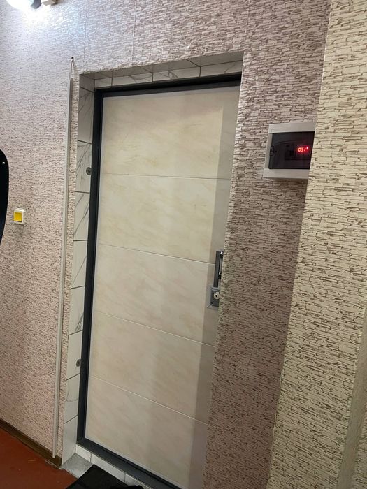 Продам 2-кім. квартиру в 3х хвилинах від лісу з автономкою лівий берег