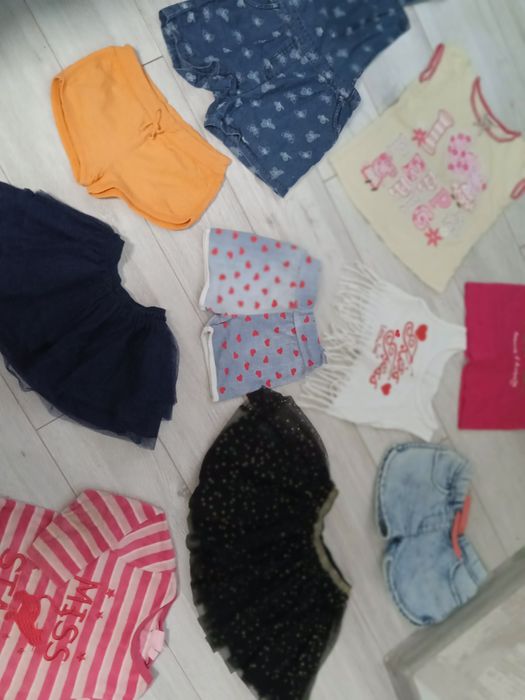 Пакет одягу на дівчинку 98-104 см