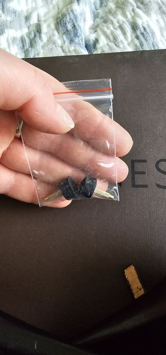 Туфлі, босоніжки, мешти