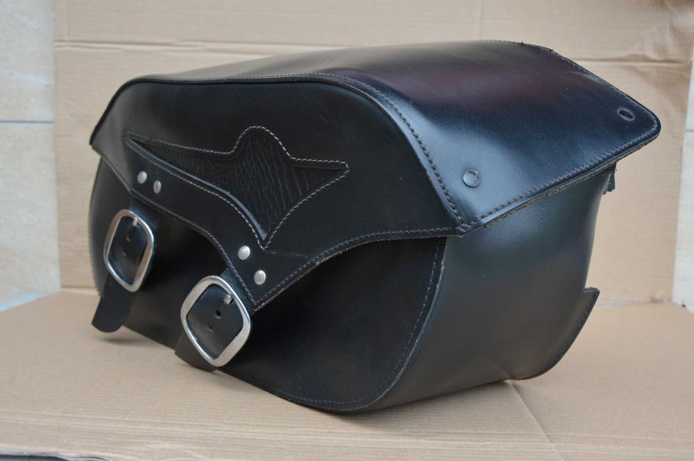 Kawasaki VN 900/1700 Vulcan SAKWA boczna prawa oryginalna