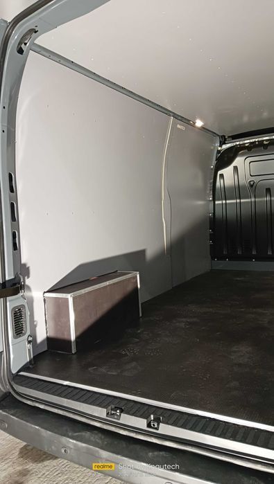 Renault Master L3H2-Profesjonalna zabudowa auta PREMIUM