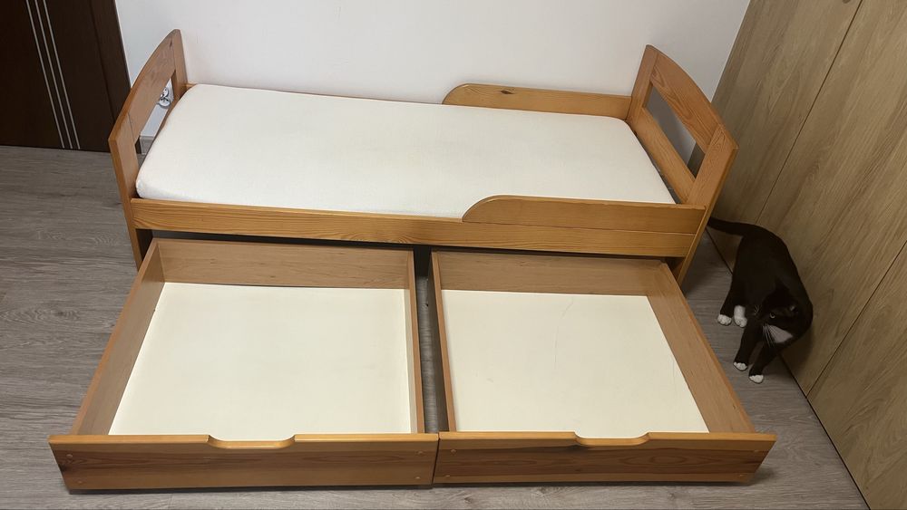 Łóżko dziecięce sosnowe 160x70 szuflady materac stelaż