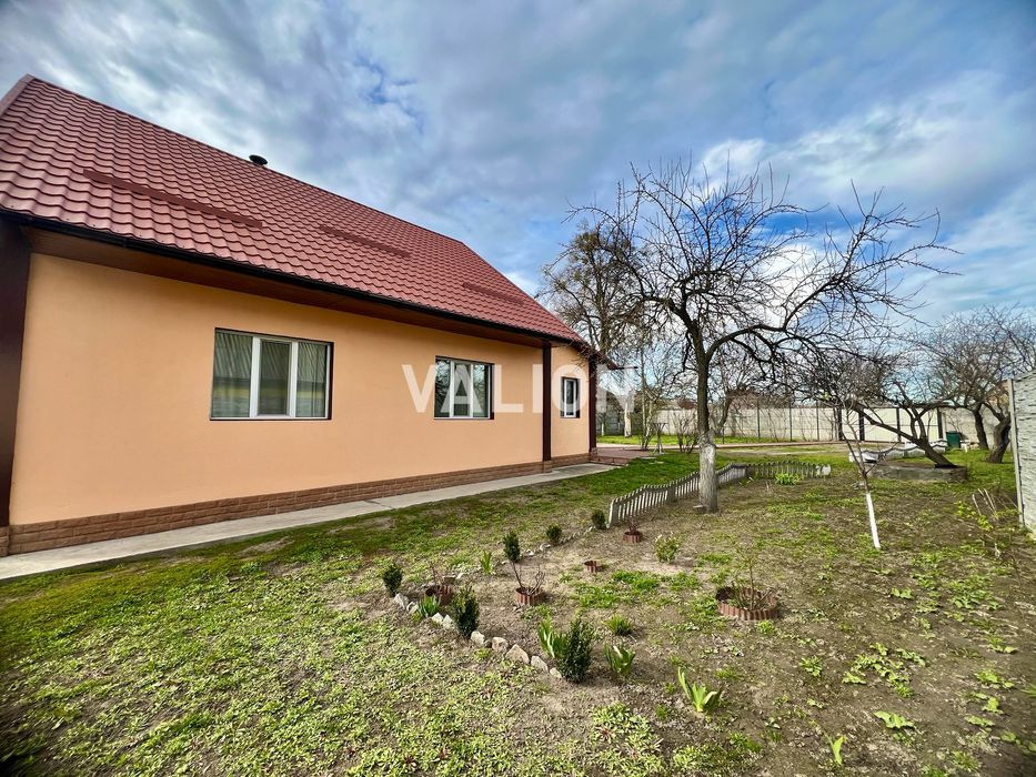 Продаж будинку з ремонтом у  Димері, 35 хв.до метро Героїв Дніпра