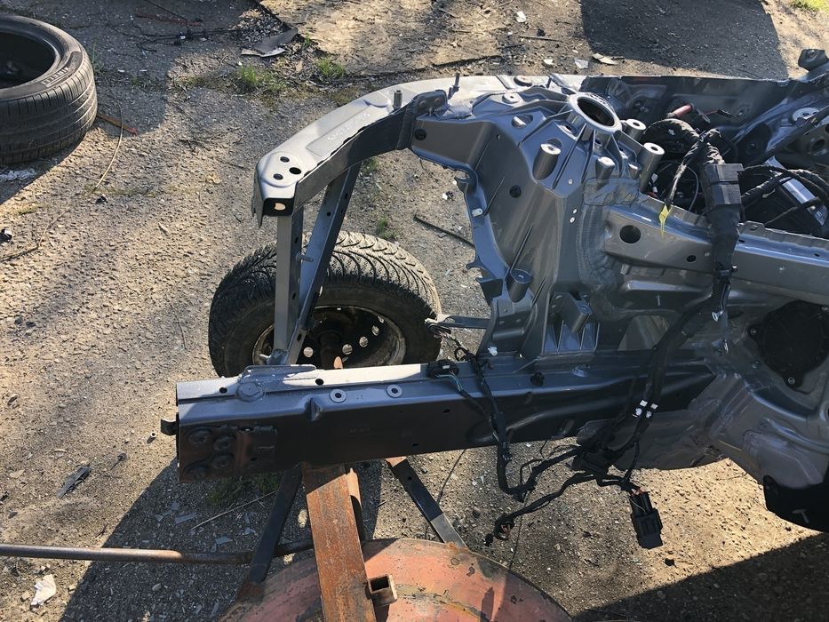 Чверть передня права BMW i4 G26 колір C4W 2020-