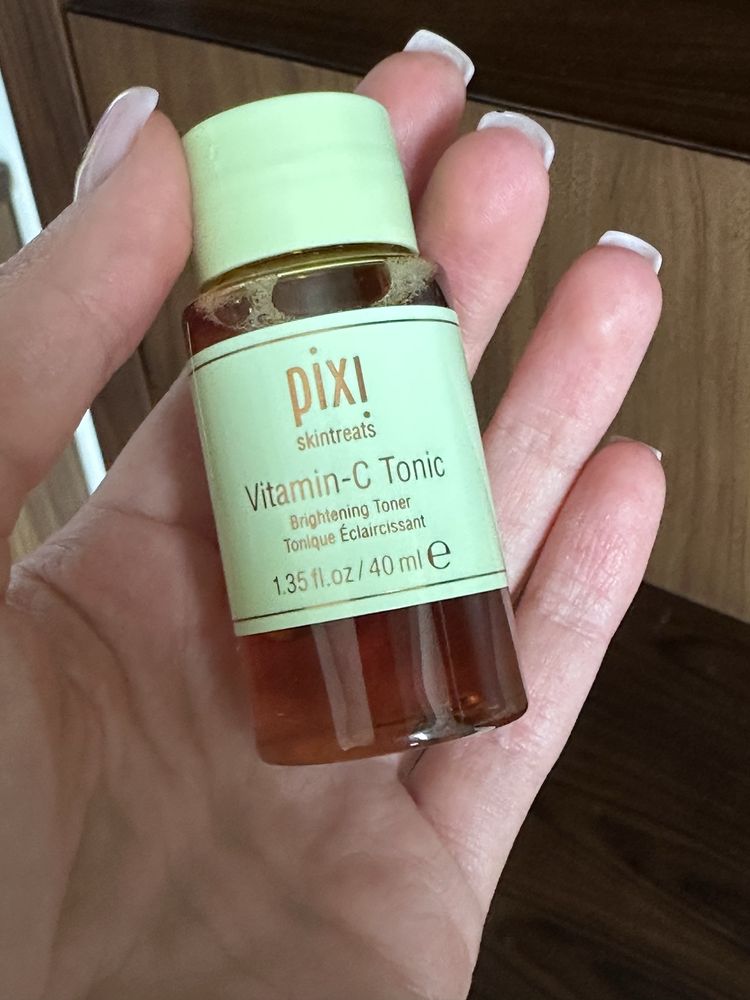 Pixi 40 ml Tonik z witaminą C rozjaśniający