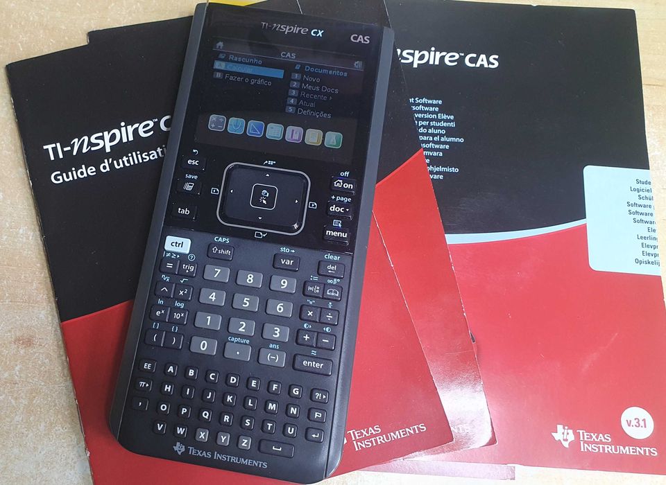 Calculadora Gráfica TI CX CAS + Bolsa + Software
