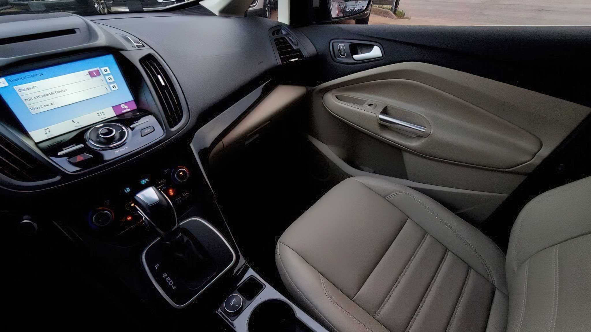 Ford C-Max Hybrid Titanium 2018