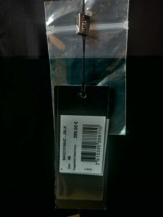 GUESS MARCIANO marynarka wieczorowa rozmiar 48 + pokrowiec gratis !