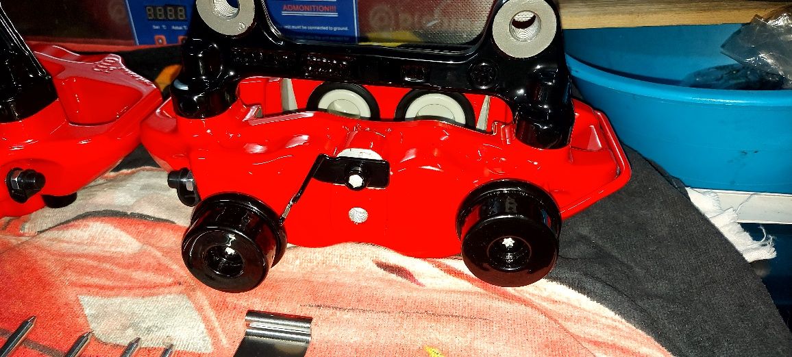 Travagem brembo audi rs3 8p ler texto