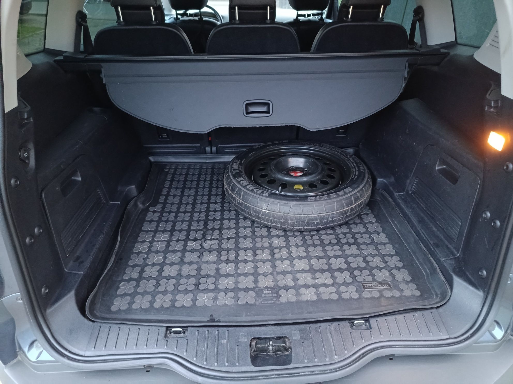 Ford S-Max 1.8 125KM diesel wersja Titanium