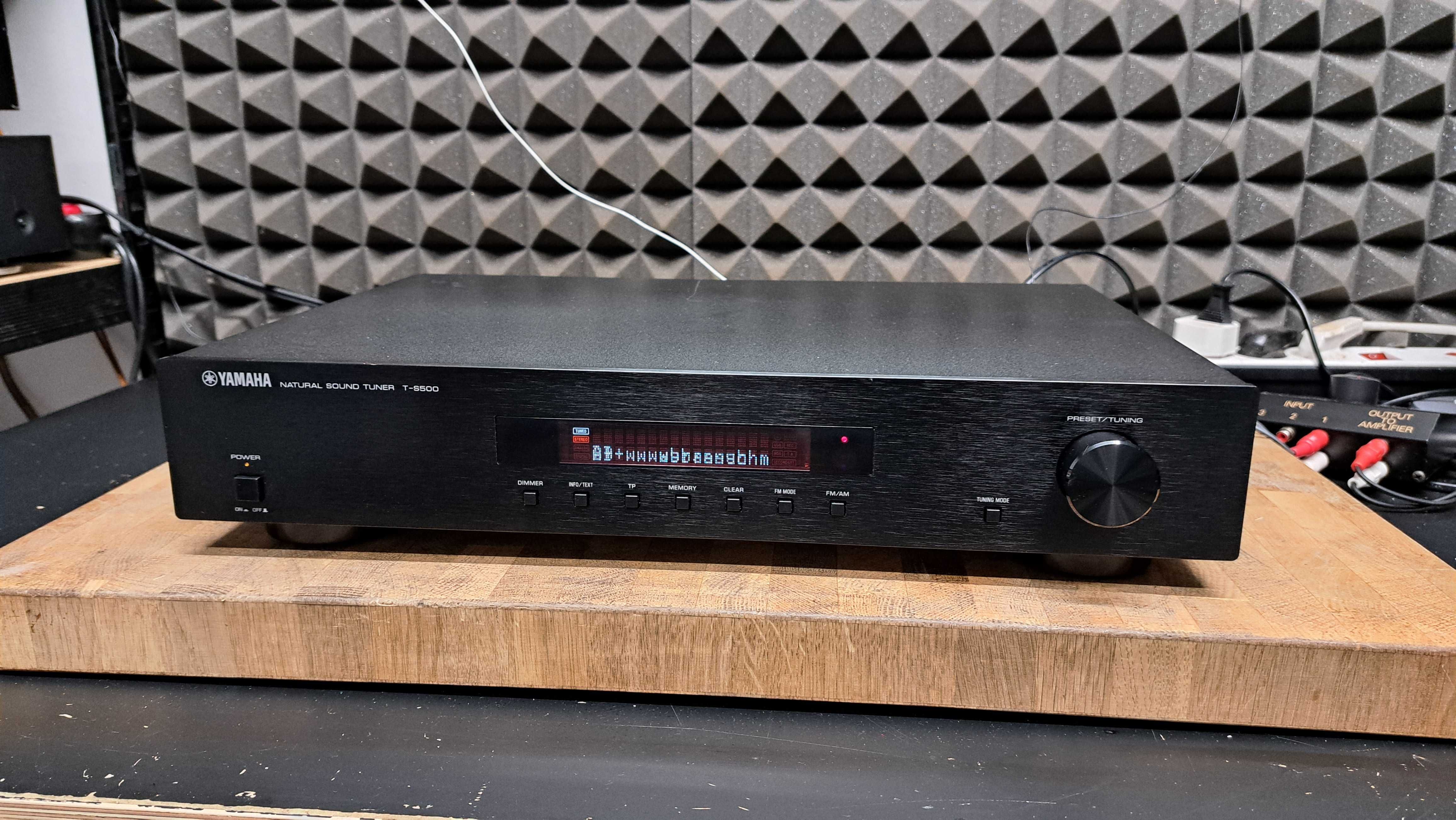 Tuner Yamaha T-S500 z text