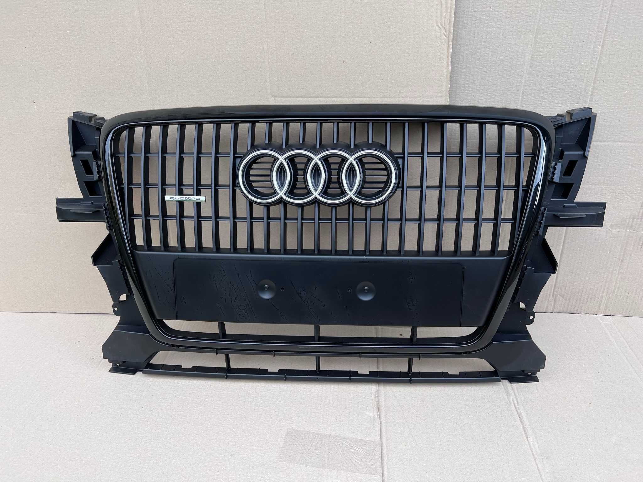 Audi q5 8r решітка дорестайлінг  решетка радиатора гриль нова оригінал