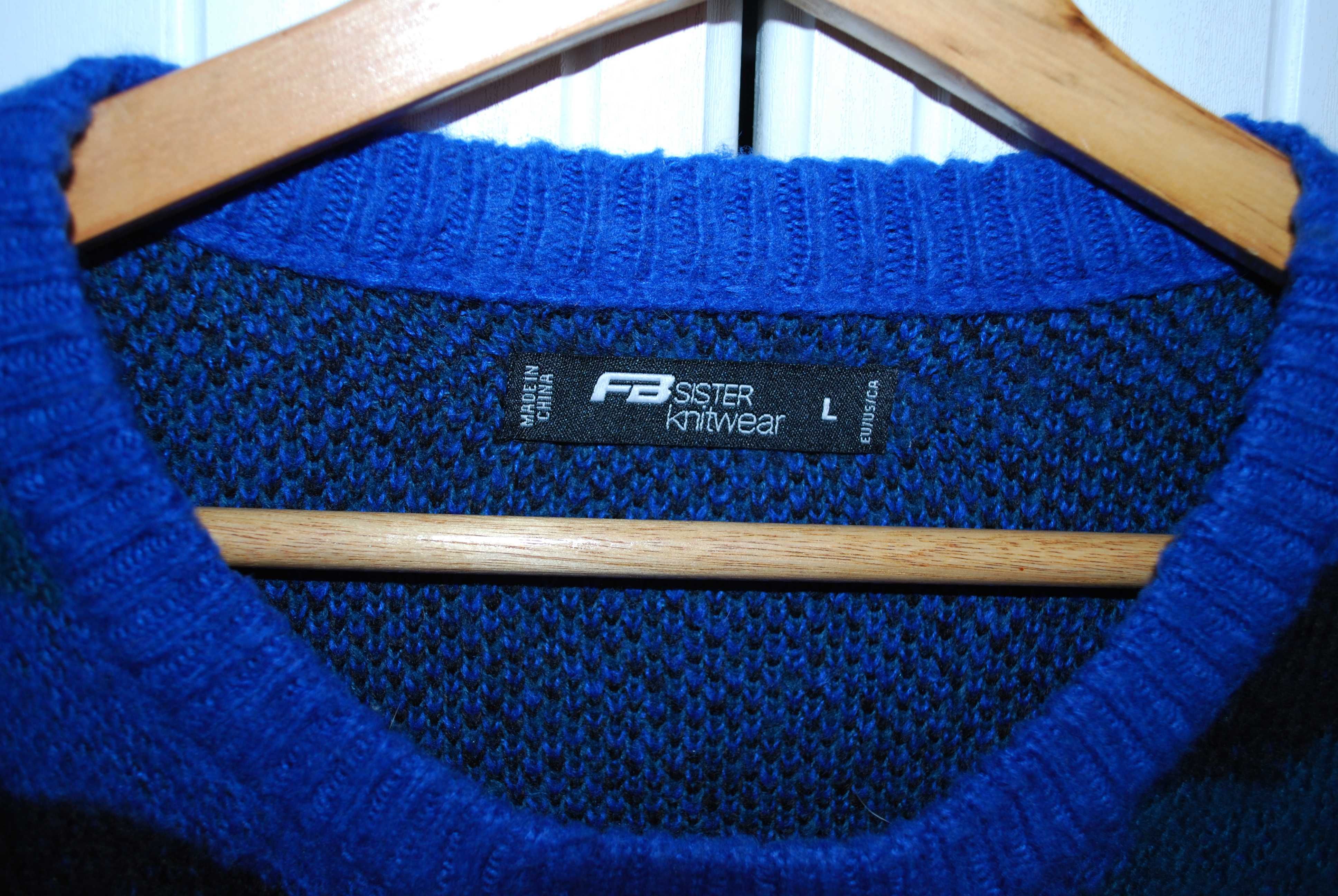 2 теплых свитера+кофточка,раз.46-48