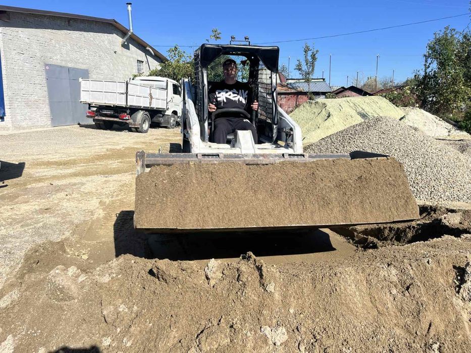 BOBCAT 863 бобкат погрущик навантажувач