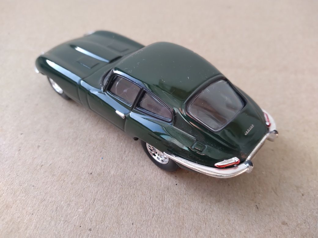 Модель 1:43 Суперкары Jaguar E type