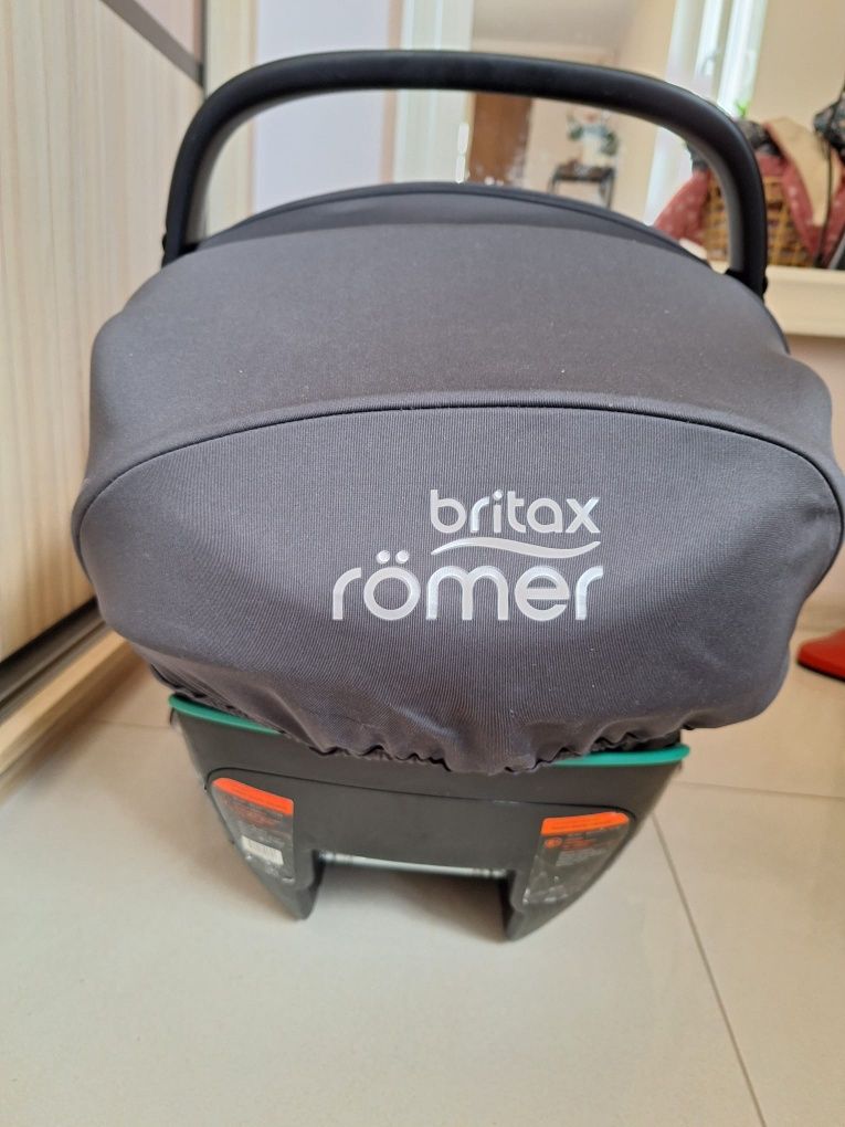 Fotelik samochodowy  BRITAX ROMER i-SIZE 3