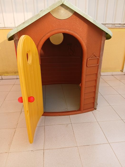Casa de brincadeira exterior